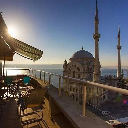 Waterfront Penthouse With A Stunning View 아파트 이스탄불