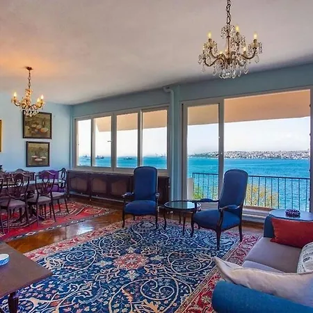 Waterfront Penthouse With A Stunning View Appartement